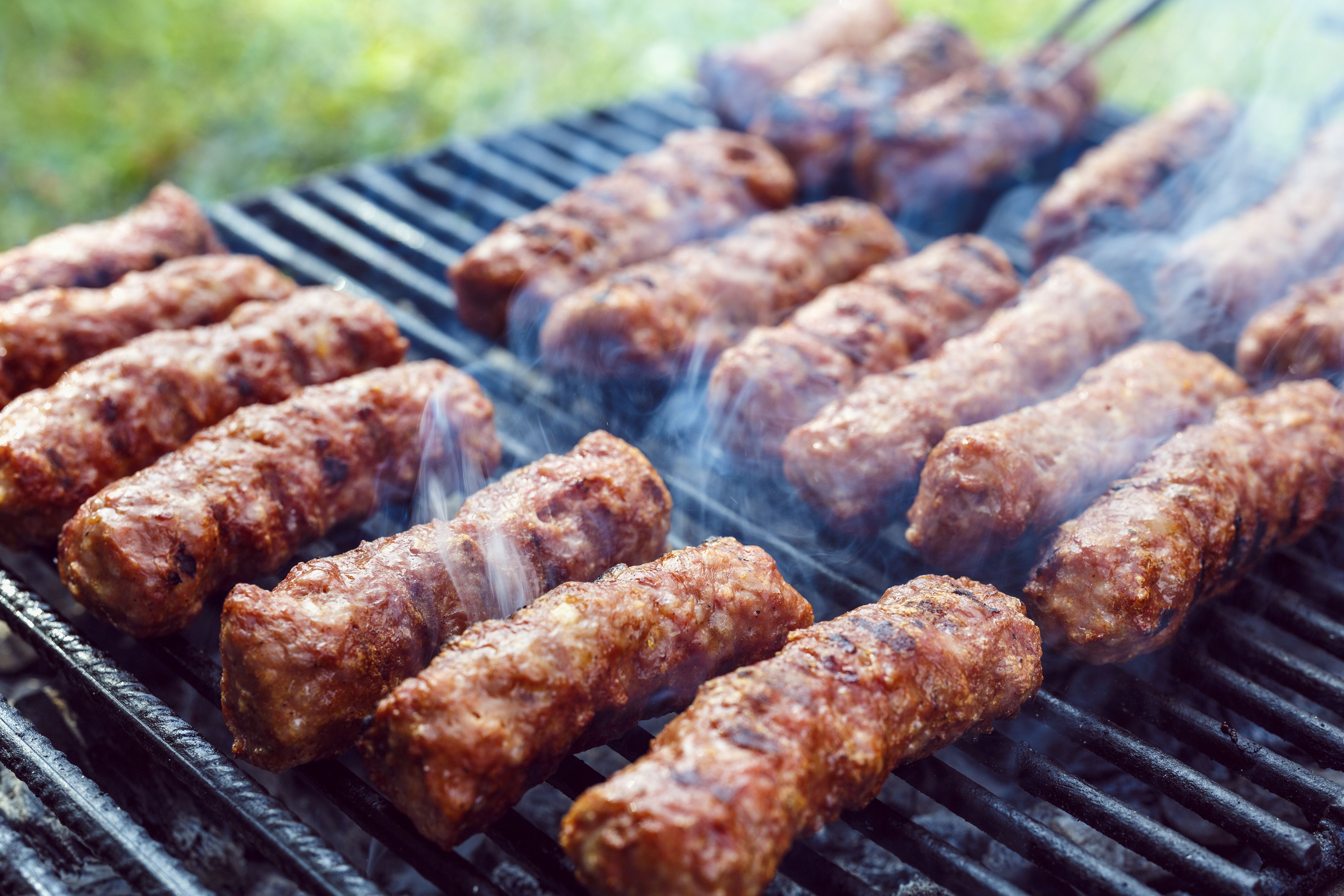 Romanian mici grilled meat rolls
